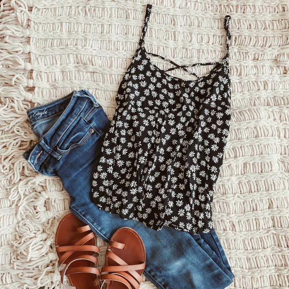 Flower Print Summer Tank! 🌻